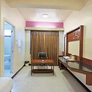 Mannars Yatri Nivas Hotel